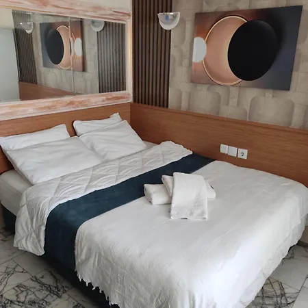 Hotel Brand